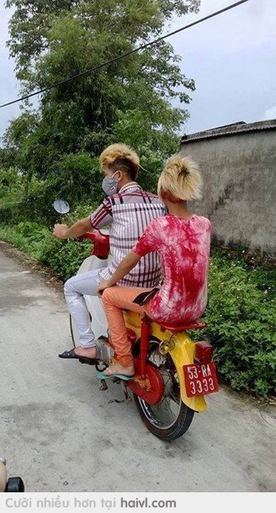 Một hình ảnh rực rỡ thể hiện sâu sắc sự thiếu nghiêm túc của 1 bộ phận thanh thiếu niên hiện nay!