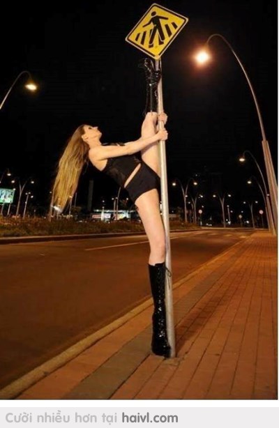 Đây là tư thế gì đây ạ =))