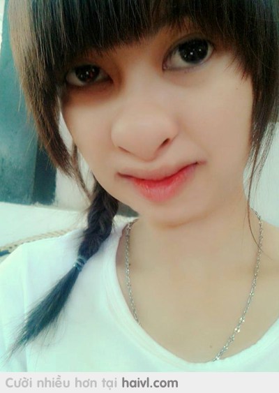 Mắt gấu em to ko mọi người