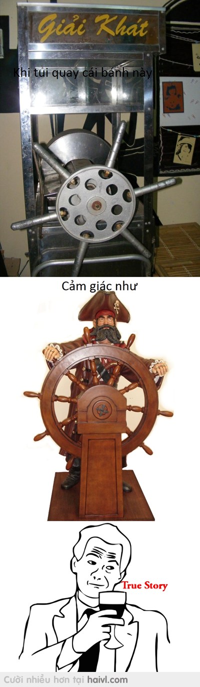 Dù bị bà chủ chửi rất nhiều nhưng đây vẫn là sở thích khi bé của em khi đi mua nước mía :)) Tuổi thơ ai đã từng :)